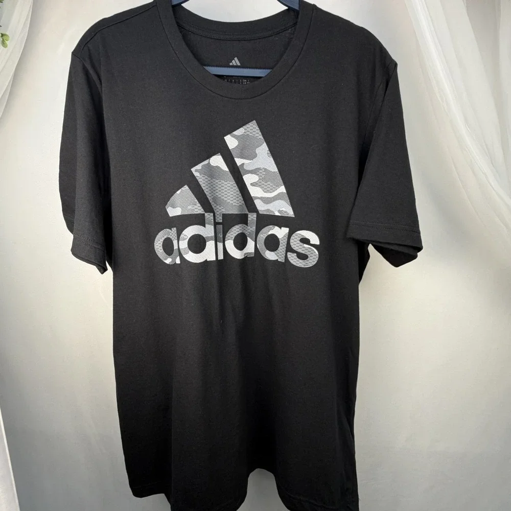 Adidas Short Sleeve T Shirt Men's Large Camouflage Logo Regular Fit